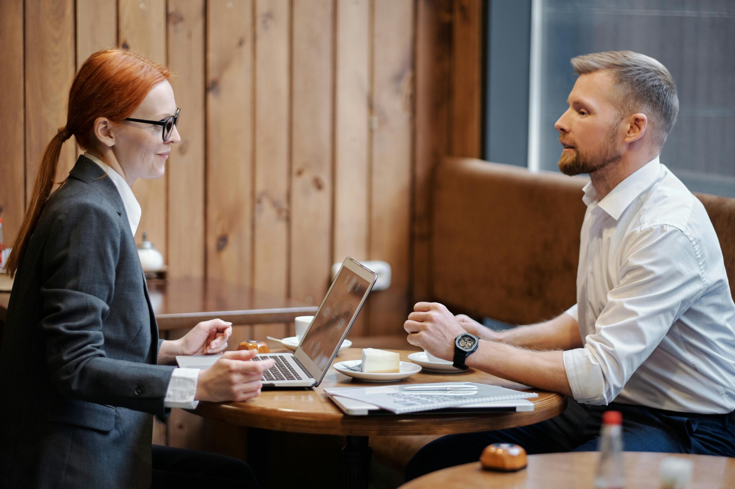 illustration of effective customer engagement